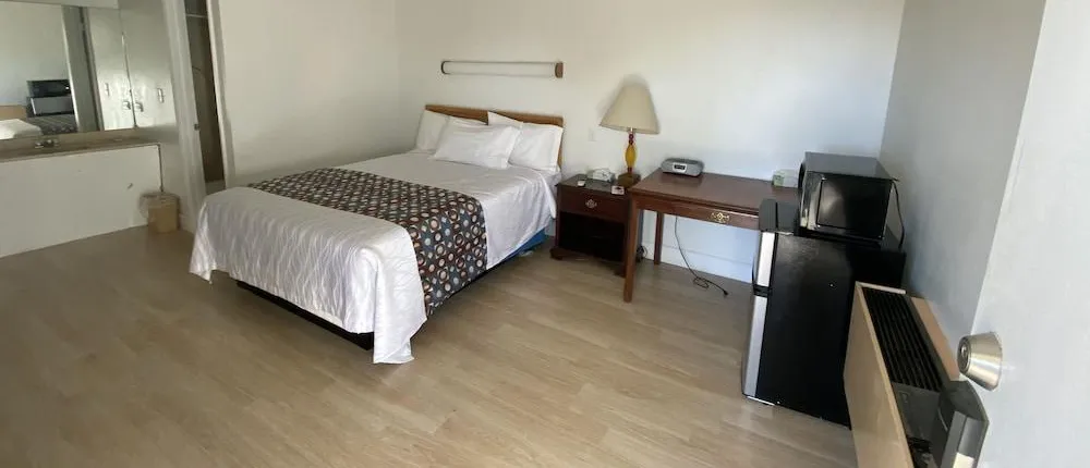 McDermitt Gas, Grill & Motel