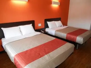 Motel 6 San Antonio Downtown - Riverwalk