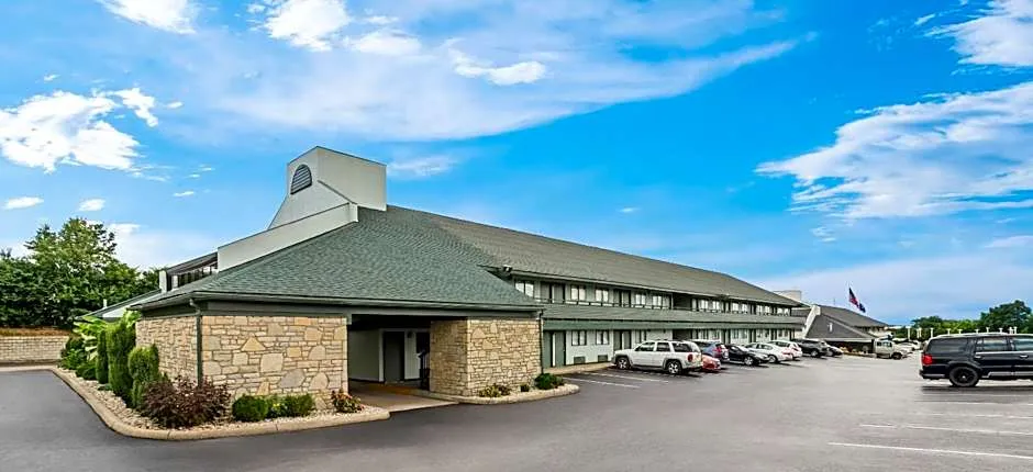 HomeTowne Studios Florence, KY-Cincinnati Airport