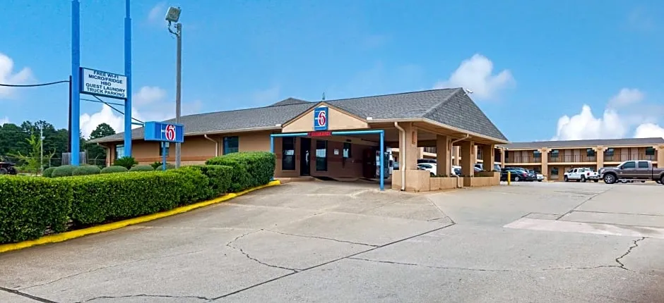 Motel 6-Marshall, TX