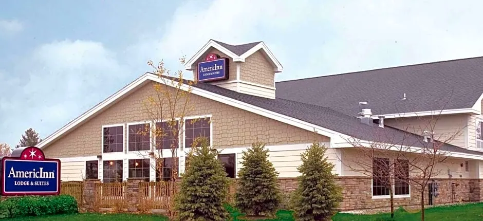 AmericInn by Wyndham Charlevoix