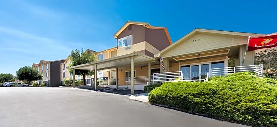 Best Western Topaz Lake Inn