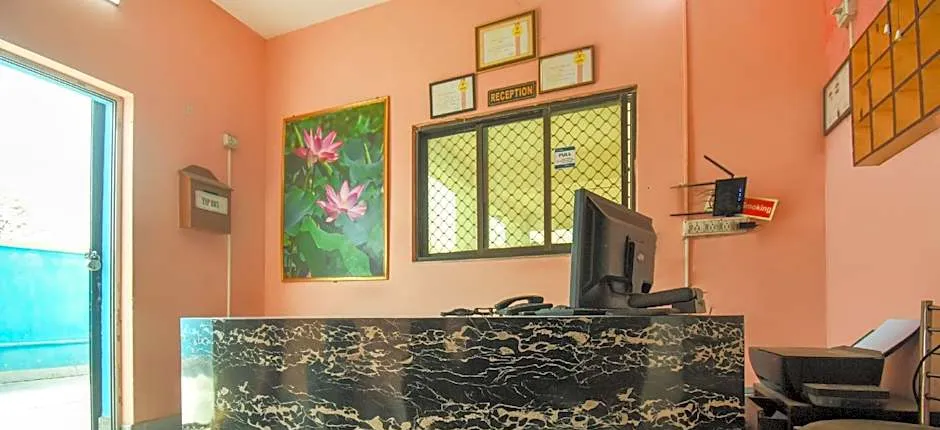 Hotel O Regal Inn