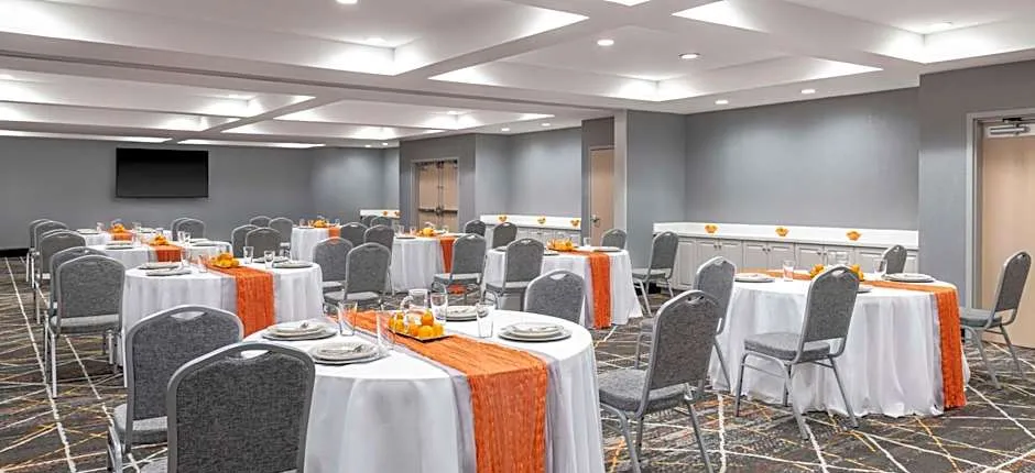 Hampton Inn By Hilton Olathe