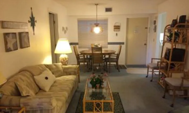 Sea Woods 2bdrm Veranda 135V 2 Br Home