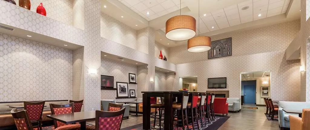 Hampton Inn & Suites by Hilton Lethbridge