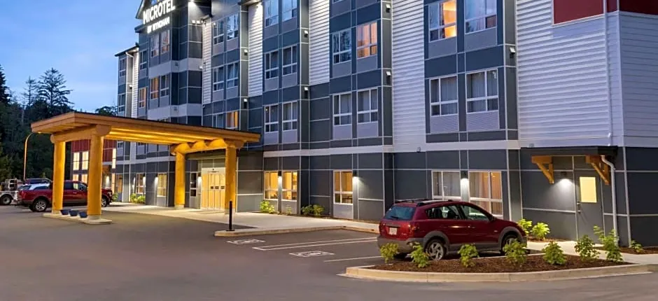 Microtel Inn & Suites by Wyndham Oyster Bay Ladysmith