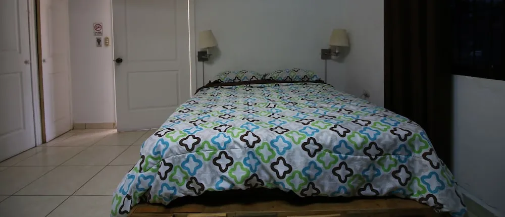 1877 Hostel