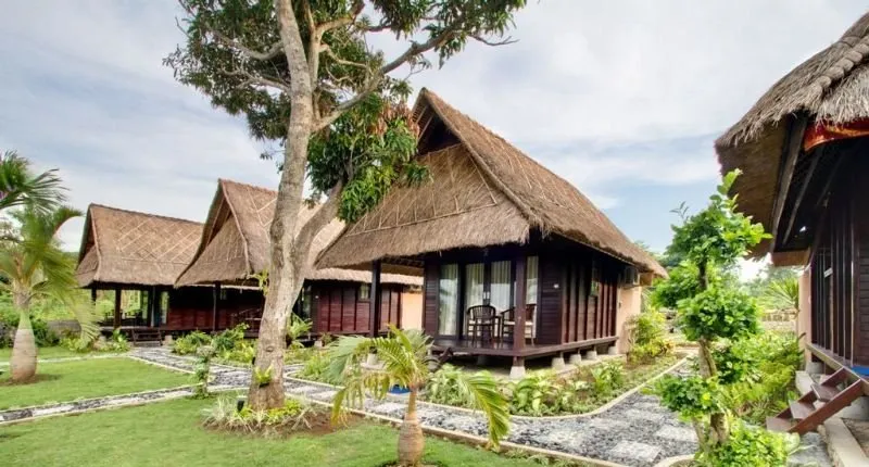 Bay Shore Huts Lembongan
