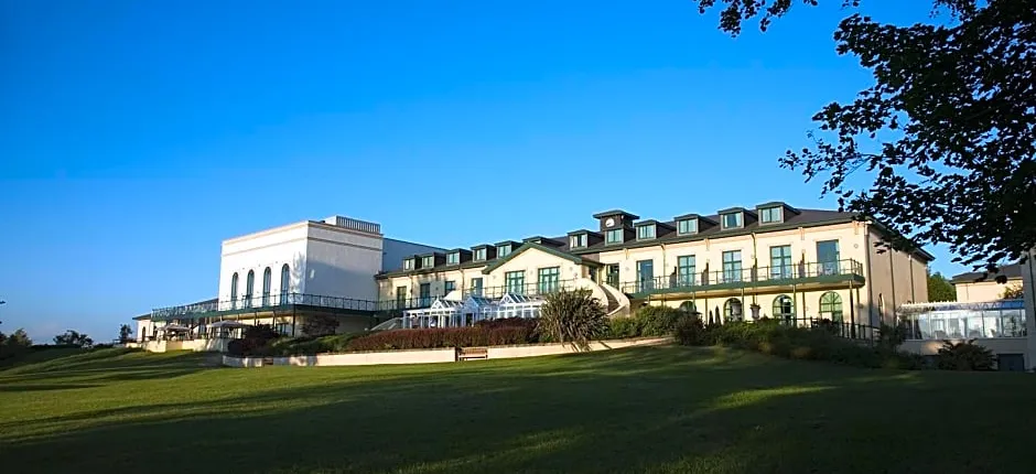 Vale Resort