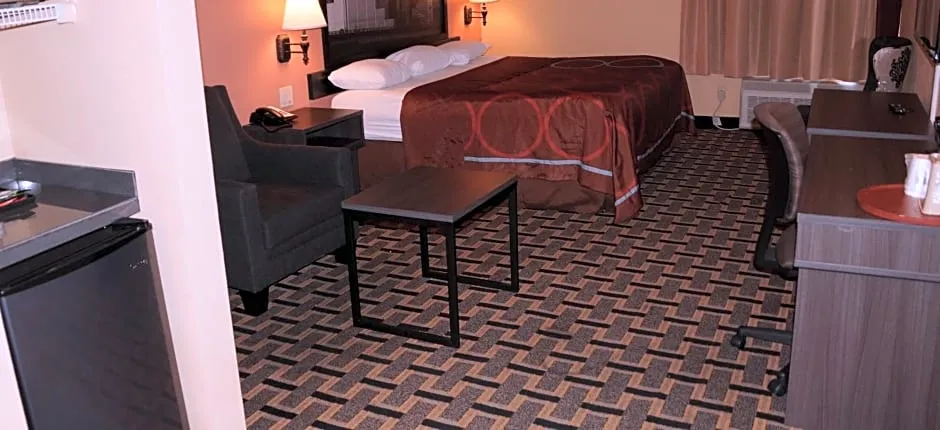 Super 8 by Wyndham Farmers Branch/North Dallas