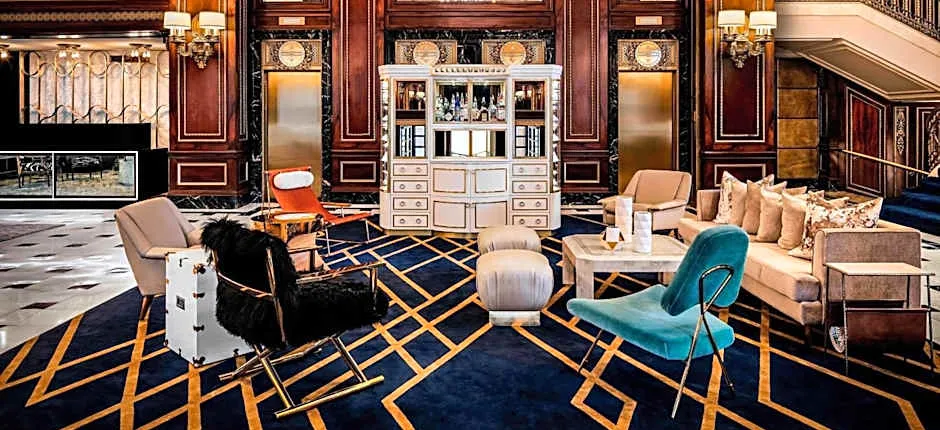 The Blackstone, Autograph Collection