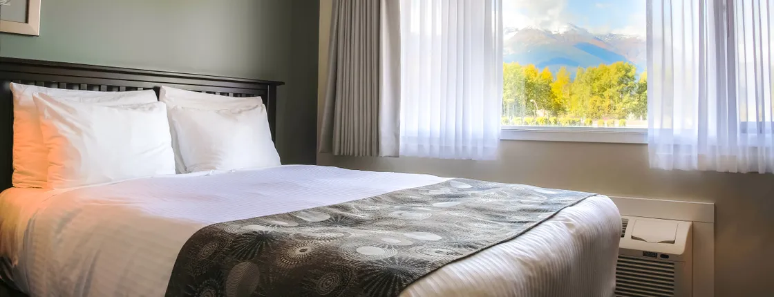Prestige Hudson Bay Lodge Conference Centre