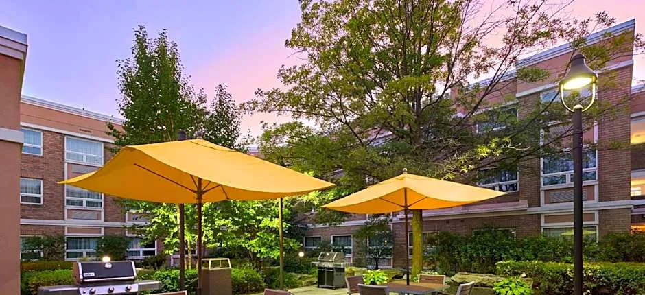 TownePlace Suites by Marriott Mississauga-Airport Corporate Cent