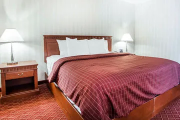 EMPIRE MEADOWLANDS HOTEL BY CL