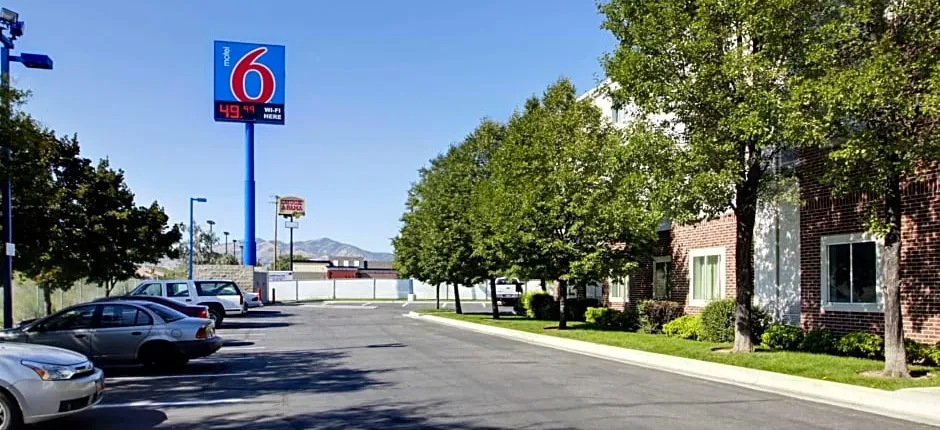 Motel 6 Lehi, UT - Thanksgiving Point
