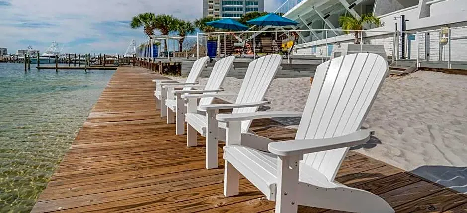 Inn on Destin Harbor, an Ascend Collection Hotel
