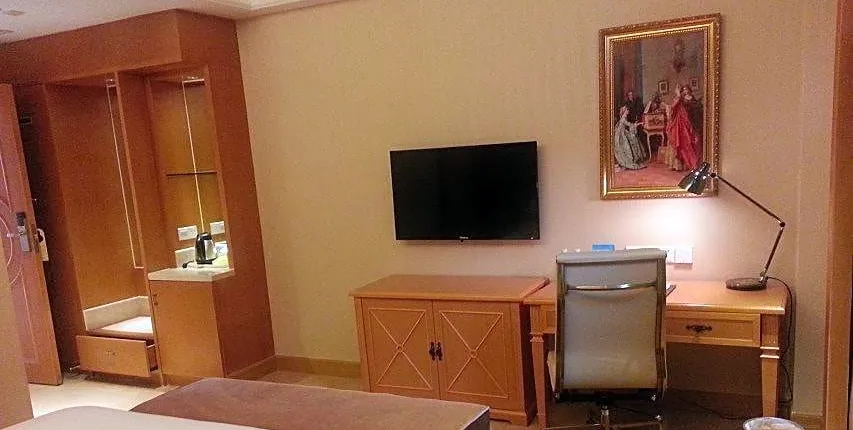 Vienna International Hotel Shenzhen North Station Branch