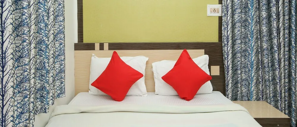 OYO 13936 Eleanora Saltlake