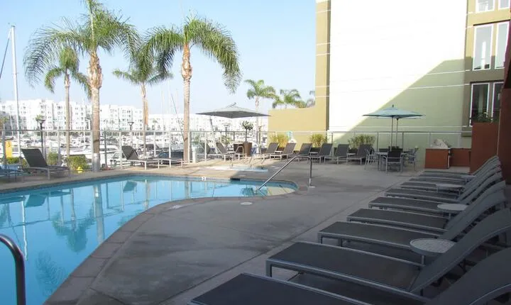 Cozy Place in Tahiti Way