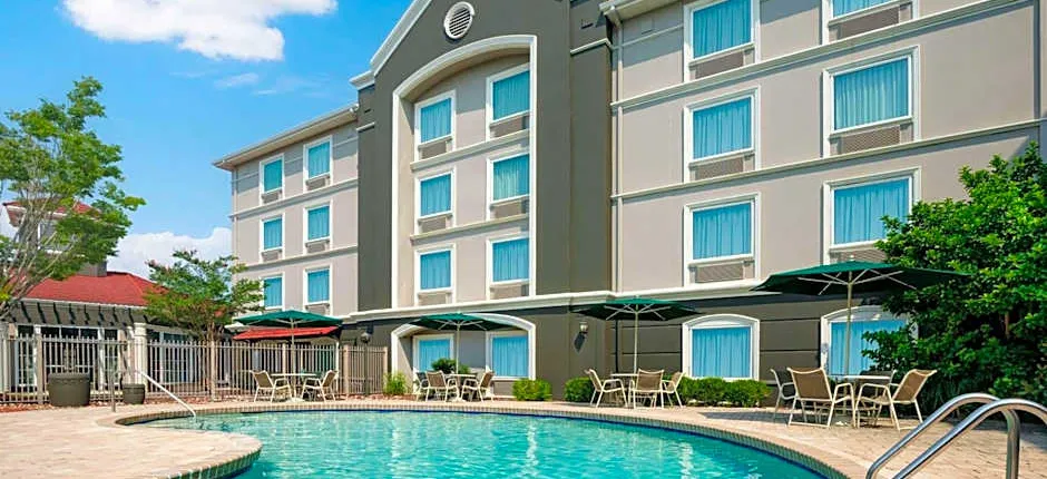 La Quinta Inn & Suites by Wyndham Myrtle Beach Broadway Area