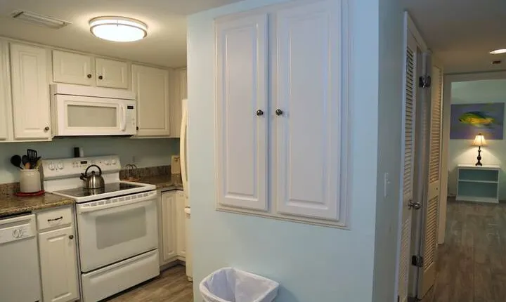 Tropical Winds 304 3 Bedroom Condo by RedAwning