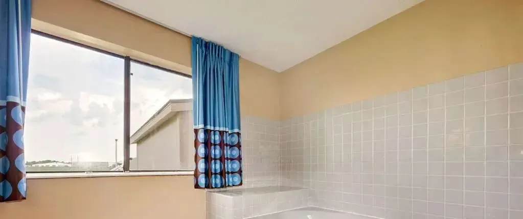 Super 8 By Wyndham Chariton