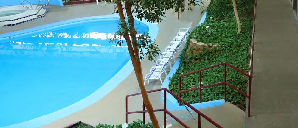 Townhouse Hotel Grand Forks