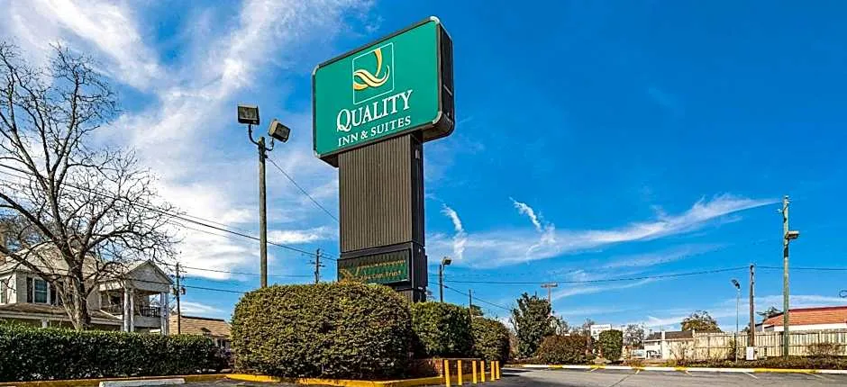 Quality Inn & Suites Conference Center Statesboro Historic District