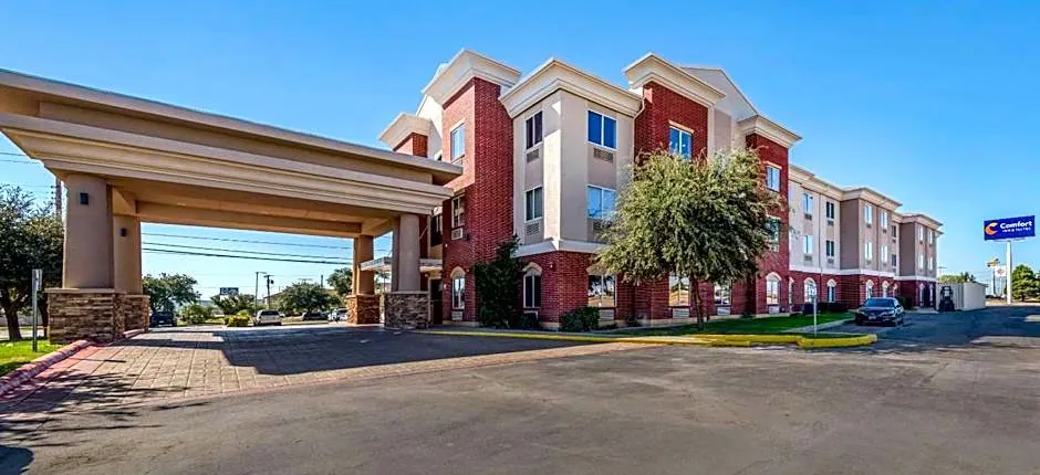 Comfort Inn & Suites