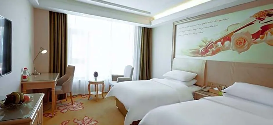 Vienna Hotel Qinghai Delingha Xinyuan Road