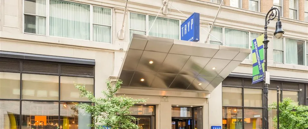 Tryp By Wyndham New York City Times Square / Midtown
