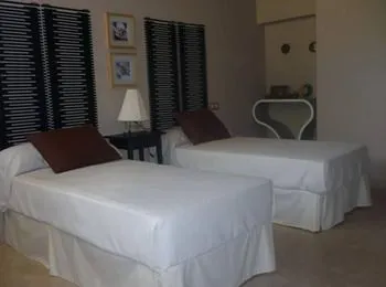 A Coruna 102253 3 Bedroom Holiday home By Mo Rentals