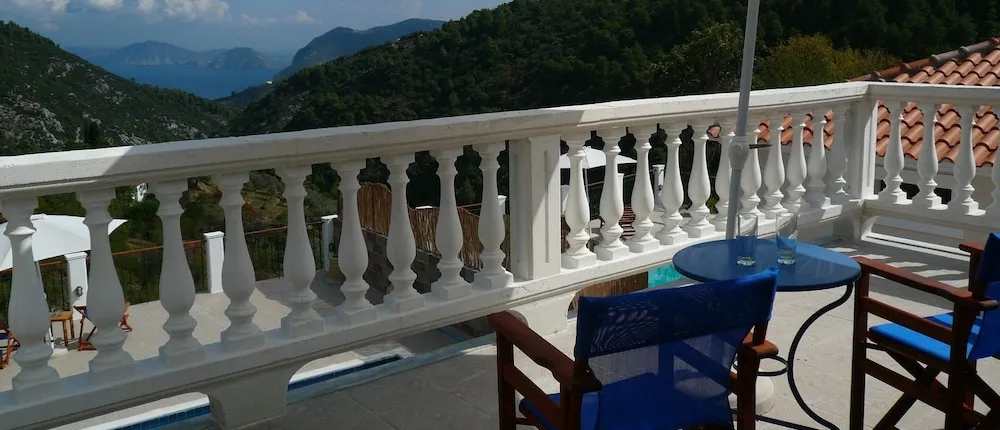 Skopelos Country Villas