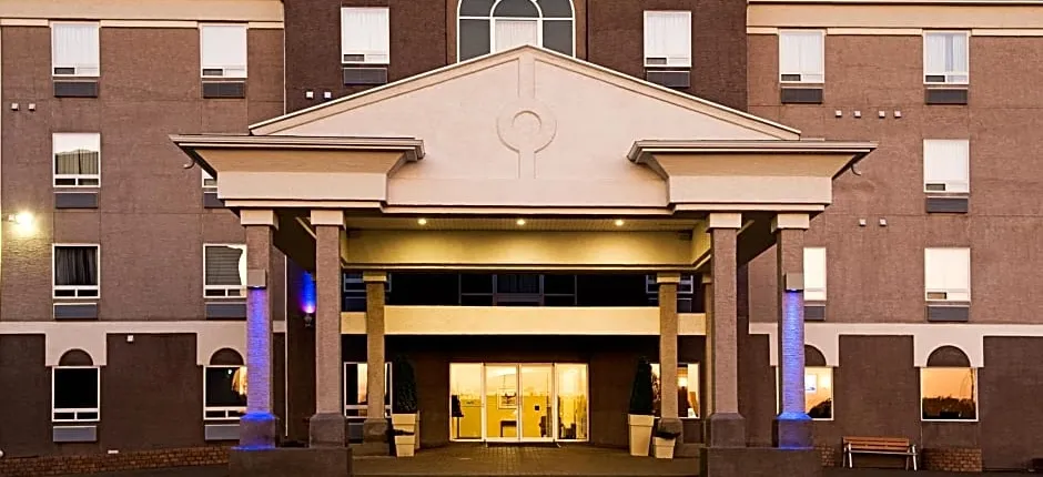 Holiday Inn Express & Suites-Regina-South By IHG