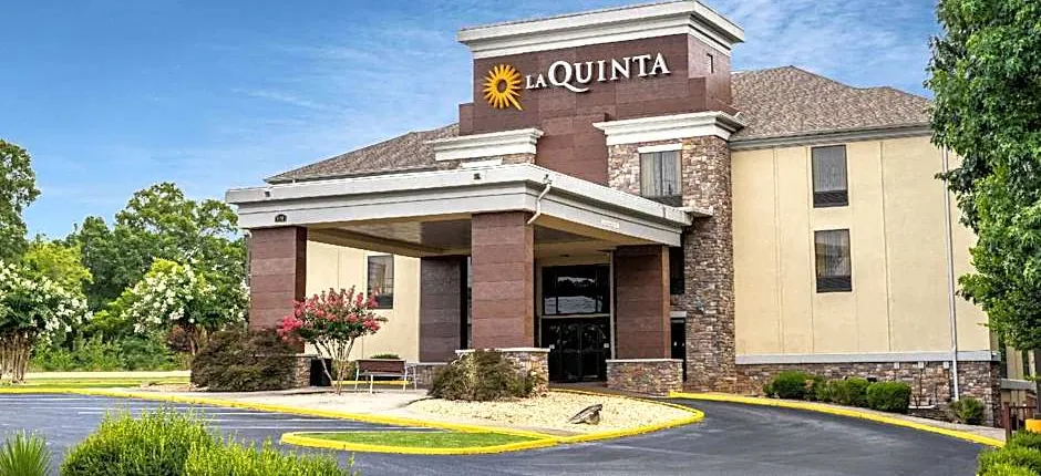 La Quinta Inn & Suites by Wyndham Covington