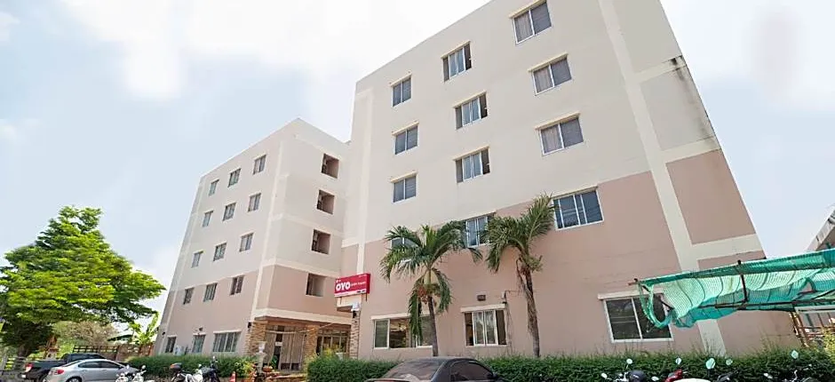 OYO 519 B Min Airport