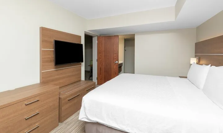 Holiday Inn Express & Suites St. George North Zion an IHG Hotel