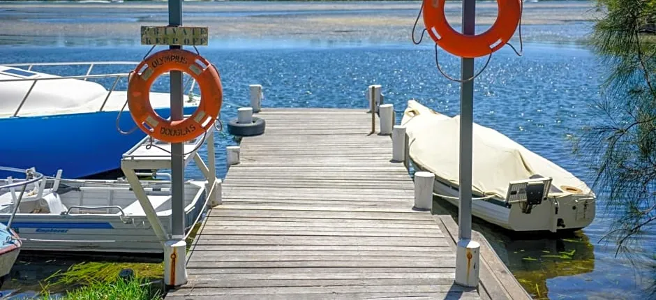 Calm Waters Waterfront Cottages
