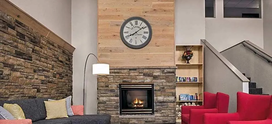 Country Inn & Suites by Radisson, Cottage Grove, MN