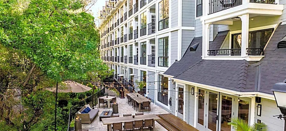 The Inn at Saratoga, Tapestry Collection by Hilton