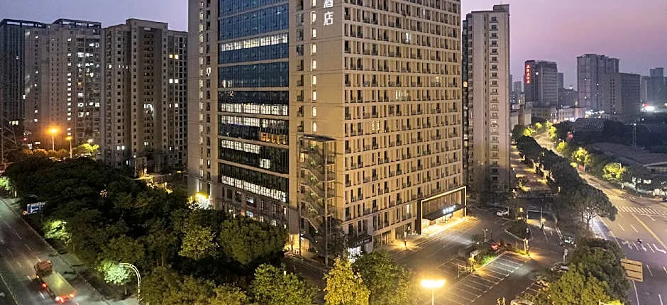 Ji Hotel Jiangyin Lingang Development Zone Coastal City