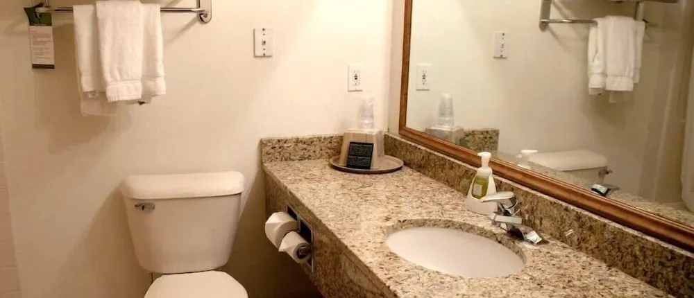 Comfort Inn and Suites At I-74 And 155