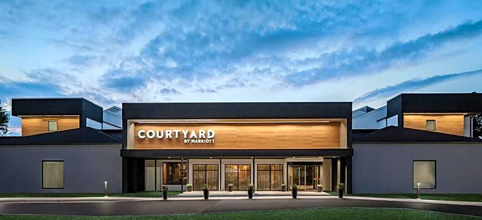 Courtyard by Marriott Greensboro
