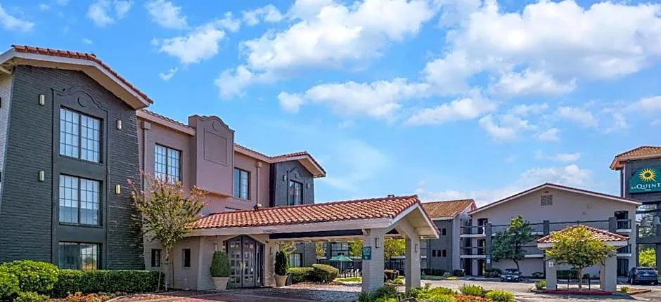 La Quinta Inn & Suites by Wyndham Sacramento North