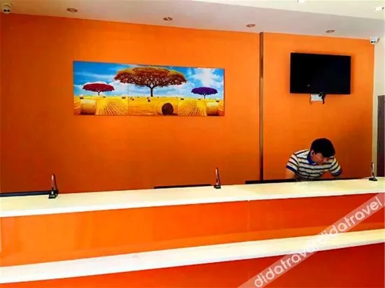 7 Days Inn (Shangqiu Wanda Plaza Minzhu Road high-speed railwaystation store)