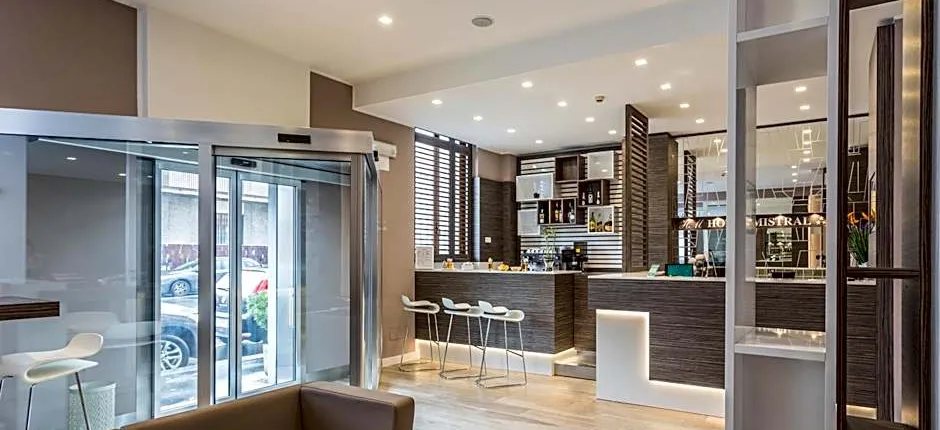 Hotel Mistral