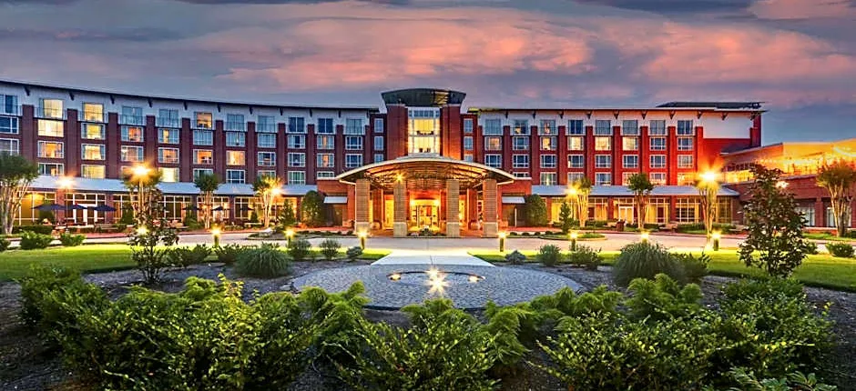 The Chattanoogan Hotel, Curio Collection By Hilton