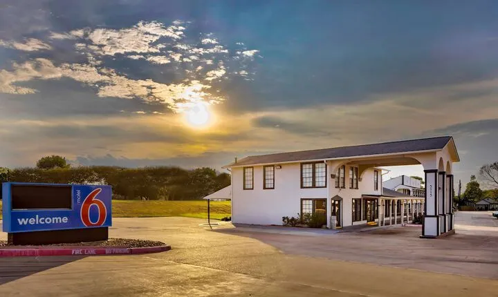 Motel 6 Bryan TX College Station