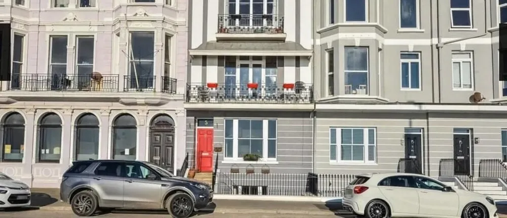 St Leonards Seaside Apartment